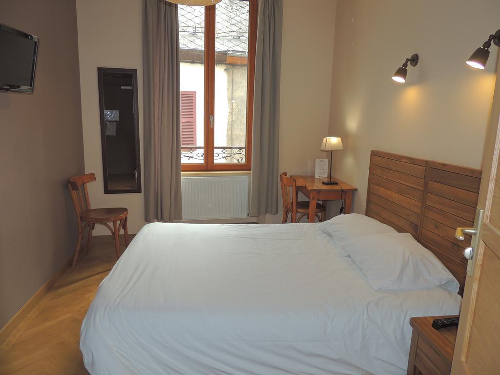 Hotel Des Alpes Le Bourg-dʼOisans Rum bild