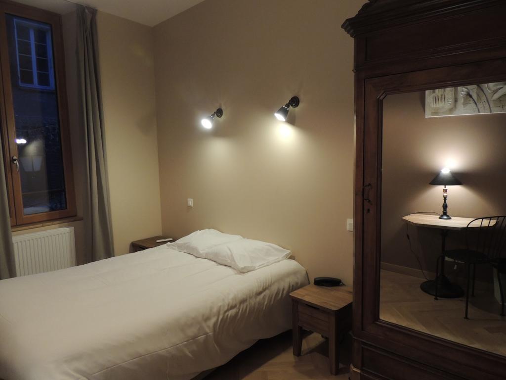 Hotel Des Alpes Le Bourg-dʼOisans Rum bild