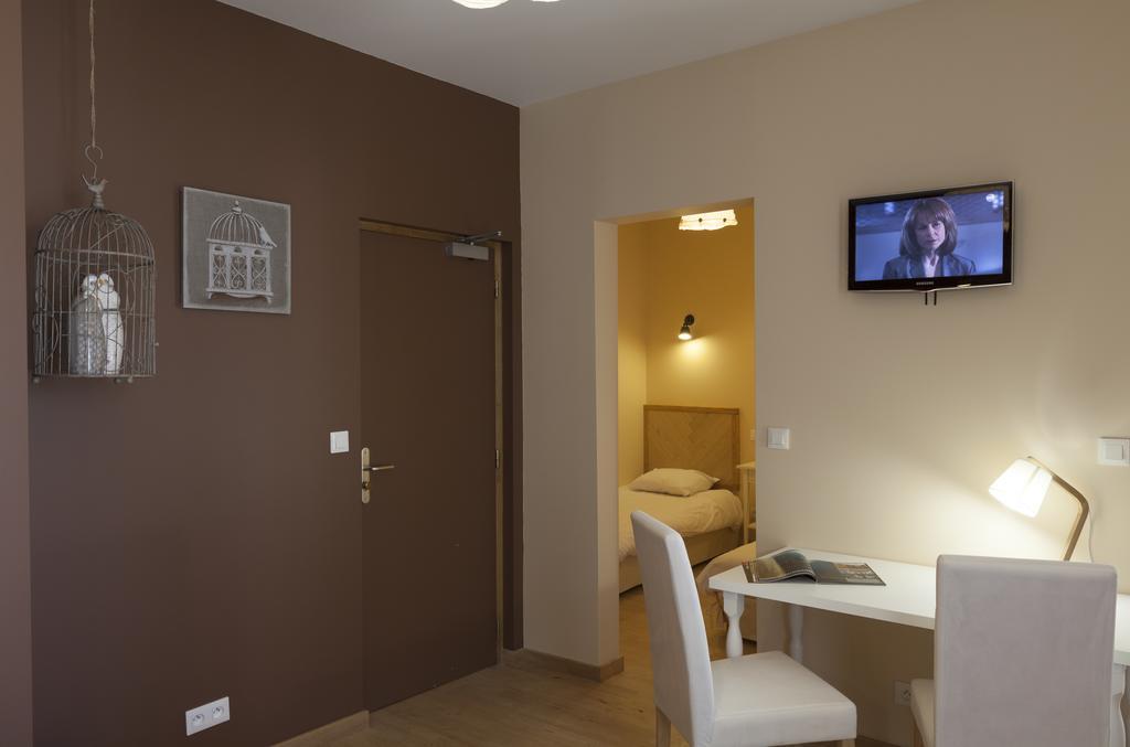 Hotel Des Alpes Le Bourg-dʼOisans Rum bild