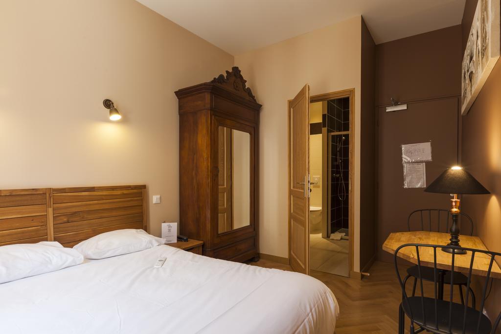 Hotel Des Alpes Le Bourg-dʼOisans Exteriör bild